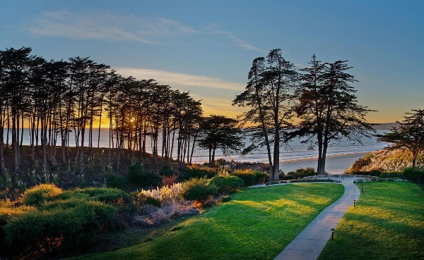 Seascape Beach Resort Main image